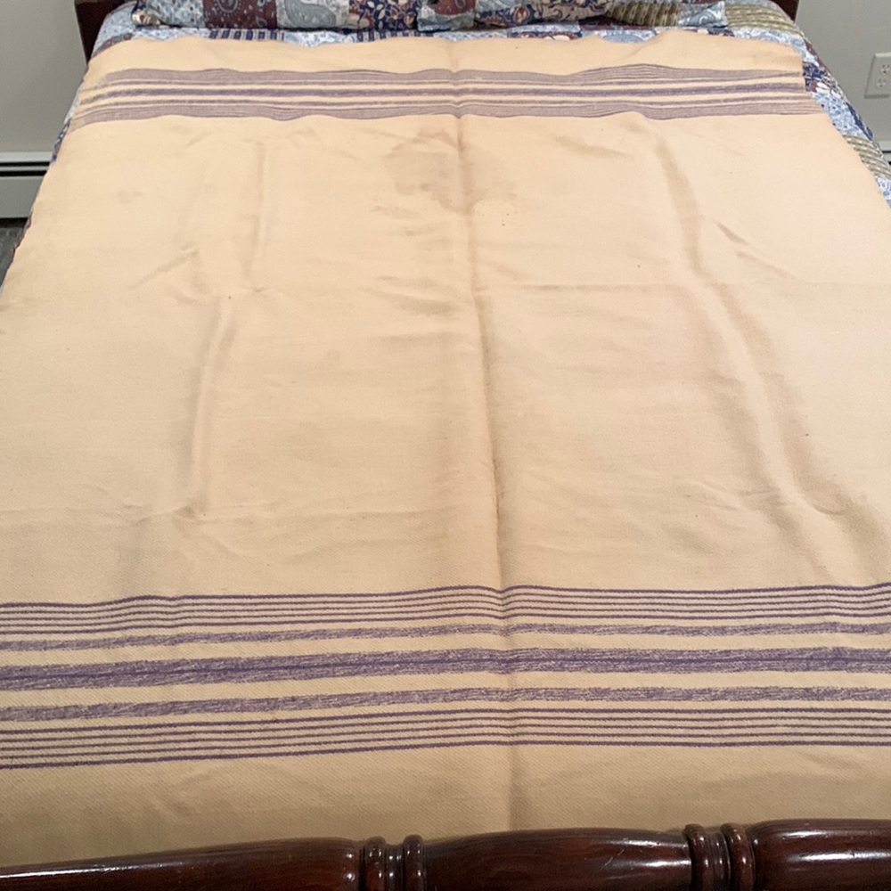 Vintage Wool Blanket - Cream & Blue